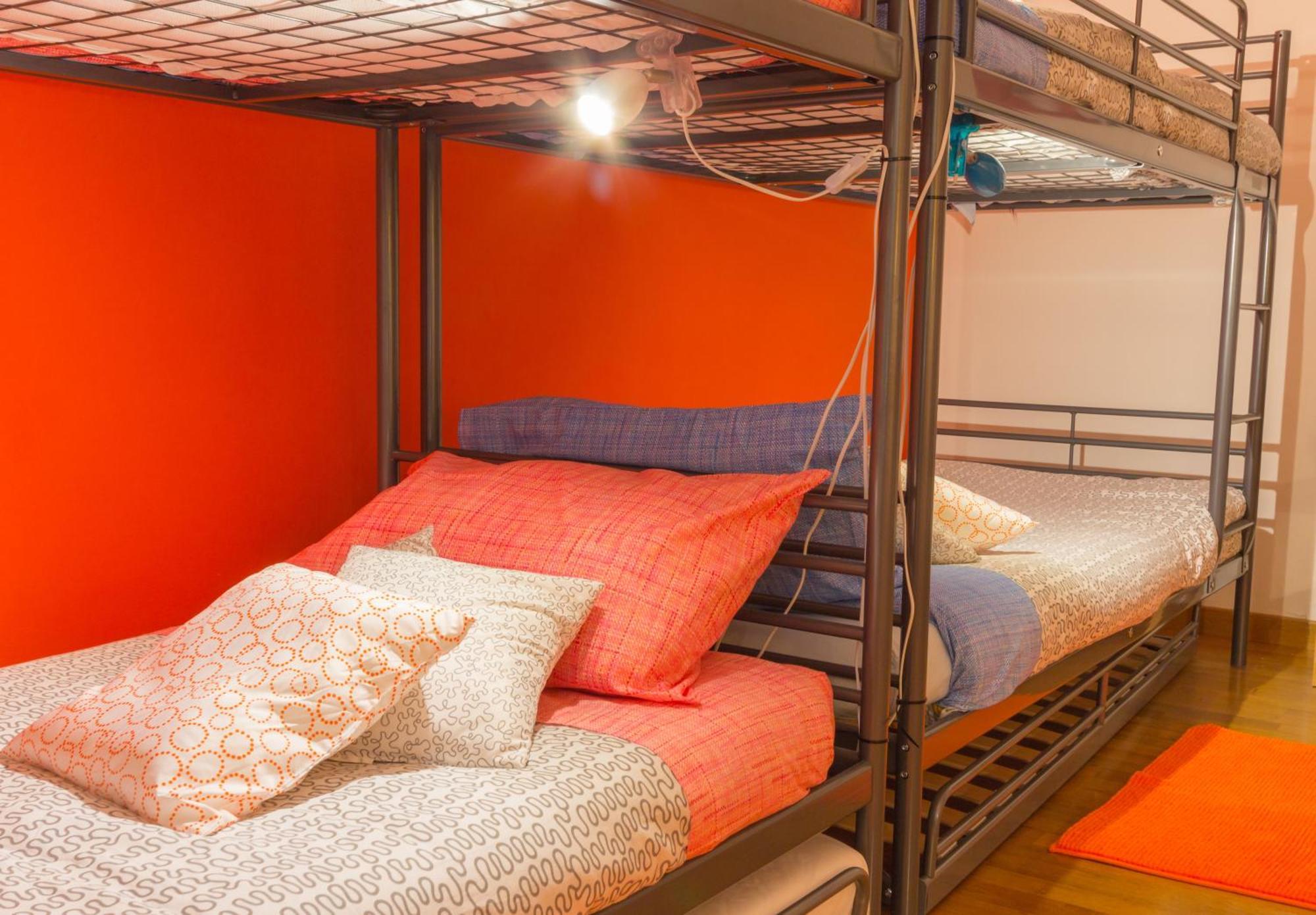 La Stazione Per Dormire Guest House San Piero a Sieve Rum bild